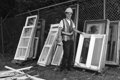 Efficient clearance of building waste materials